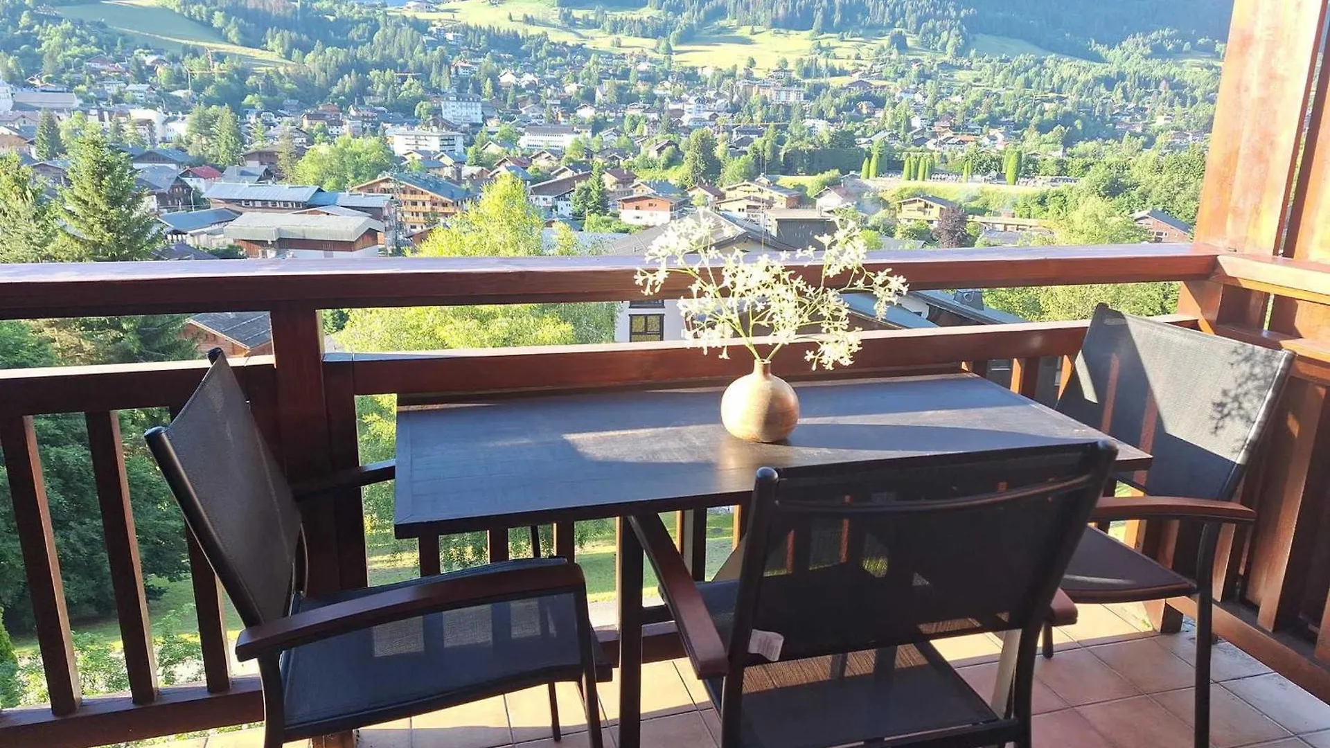 Charmant T2 + Mezzanine A Megeve, Proche Centre, Balcon Sud, Wifi, Chien/Chats Ok - Fr-1-453-57 0*, Megeve France