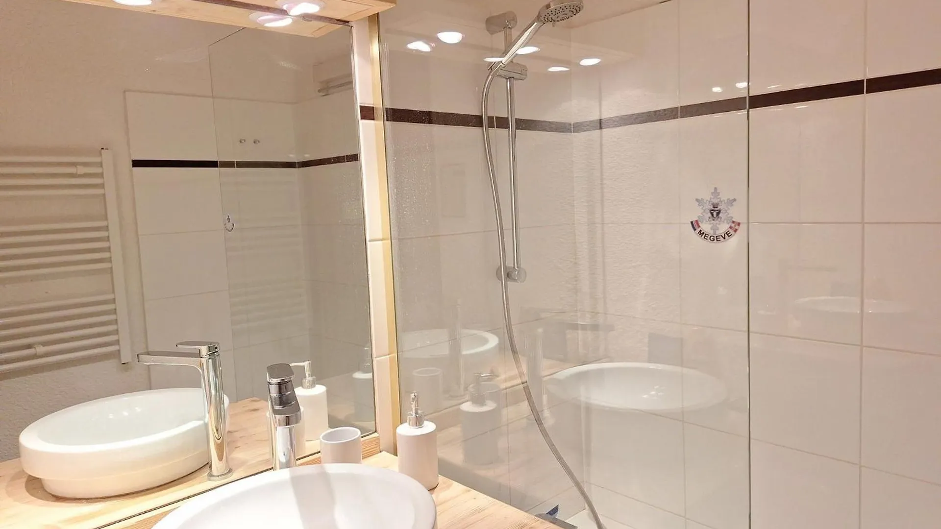 Charmant T2 + Mezzanine A Megeve, Proche Centre, Balcon Sud, Wifi, Chien/Chats Ok - Fr-1-453-57